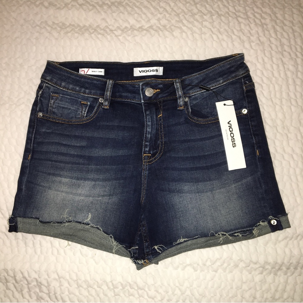 Vigoss Marley mid-rise cuff distressed short, indigo, size 4